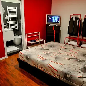 Apartment Eva E Diabolik Room Design Centro Milano, Milan